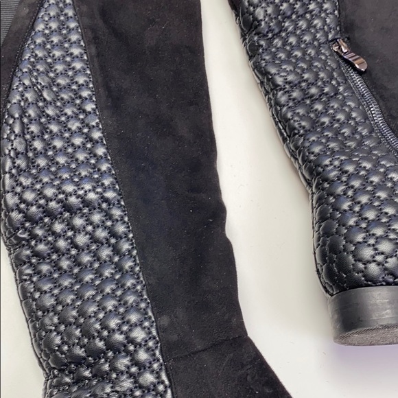 Black Boots - Picture 2 of 5